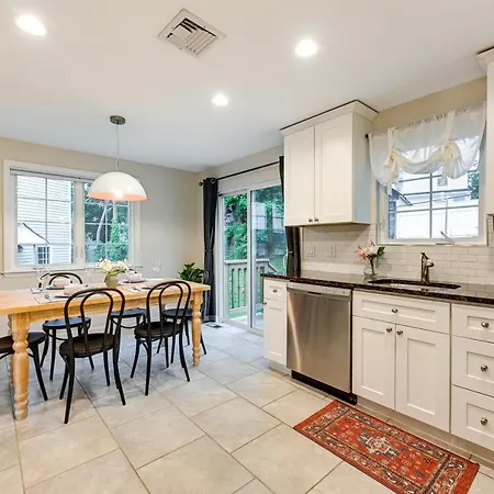 Glen Cove Vacation Rental Less Than 1 Mi To Downtown! Exterior photo